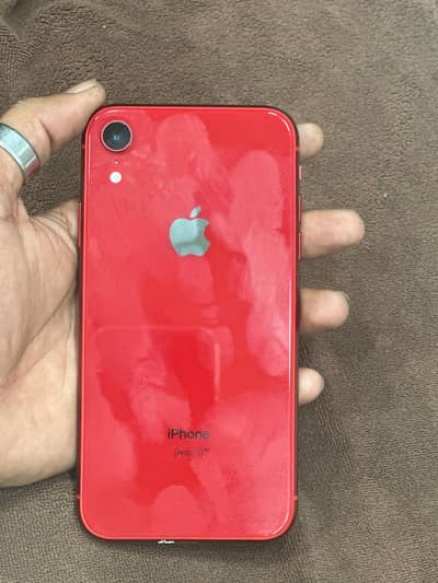 Xr One hand used  64 Gb