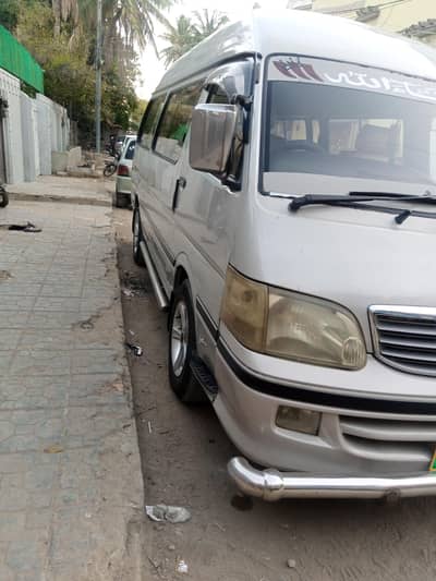 Toyota hiace grand cabin 2003/2007 3L 2800cc diesel jeniune condition