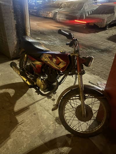 Honda 125 2005 total bike 0 euro pe banai thi read add