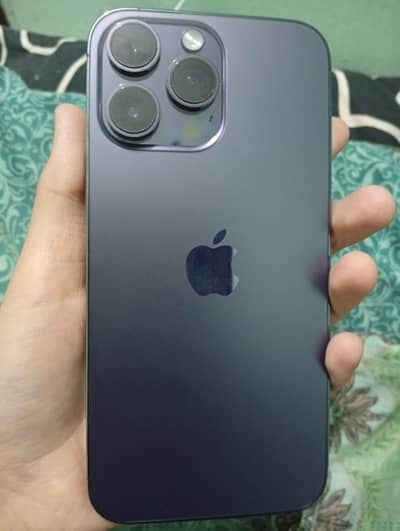 84 BH watar pack 256 gb natural color wmjust cable