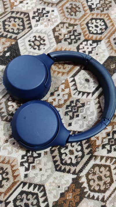 Sony wh-xb700 100% original all ok