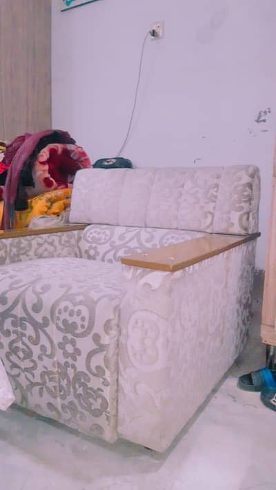 velvet poshish comfort used