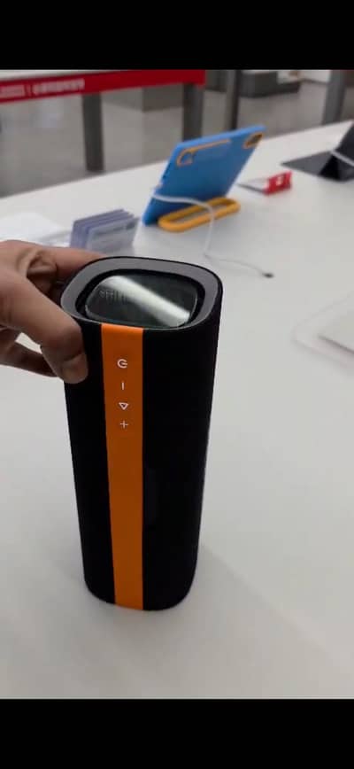 Xiaomi sound party by Harman Kardon