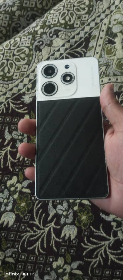 tecno spark 10 pto 8+8ram 128 rom with box axchange posibl