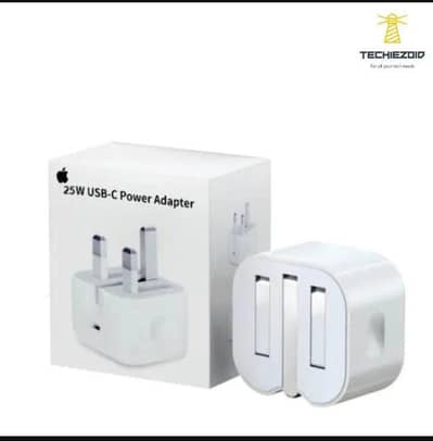 25W usb-C charger white UK plug (home delivery available)