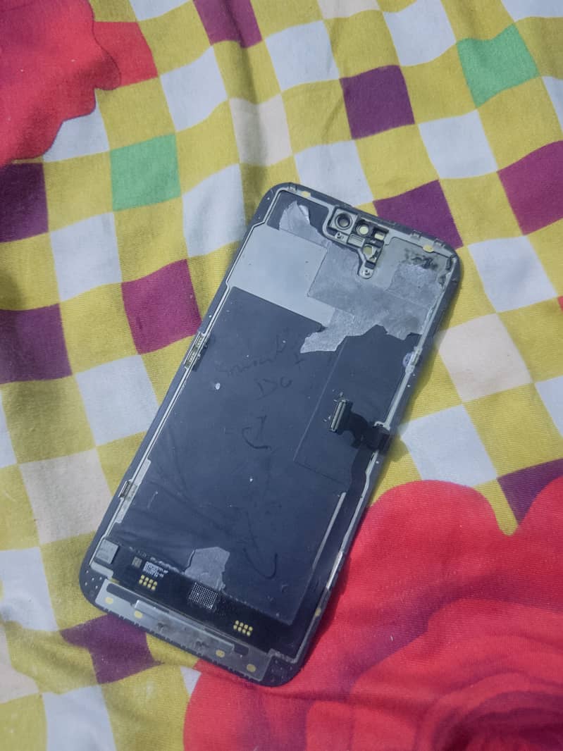 IPhone 14 Pro Max panel 1