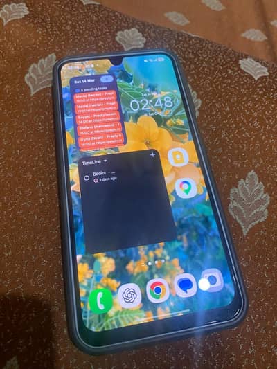 Samsung a16 single hand use