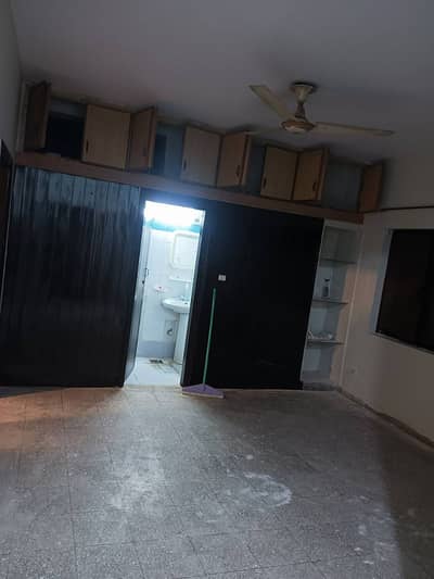 Appartment For Rent in G11