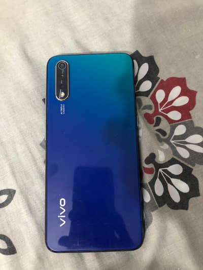 Vivo S1