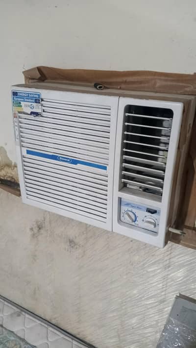 Window ac good condition