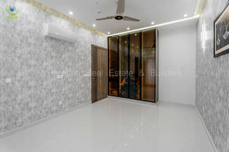 10 Marla Brand New Modern Design Upper Portion For Rent In Park View City Lahore | For Discounted Price And Original Pictures Download The App "Signature Lands".