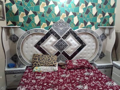 bedroom set bilkul new jaisa hai