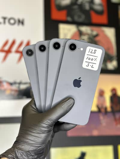 iPHONE 16e NON PTA SIM LOCK