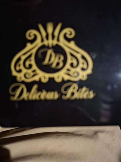 fast food resturant kia lia staff