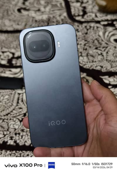 Iqoo Z11 turbo | 8 gen 5 | 16 /256 |