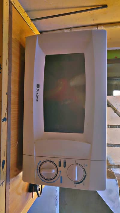*Microwave Oven* Dawlance. . .  PRICE; 13,500. . .  CONTACT US. . .