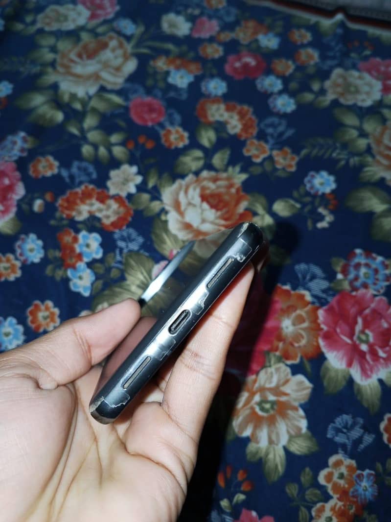 Google pixel 7 pro 4