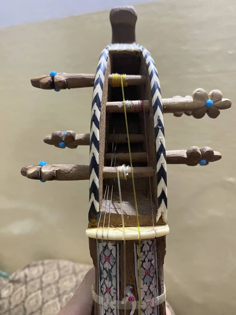 Rabab 4