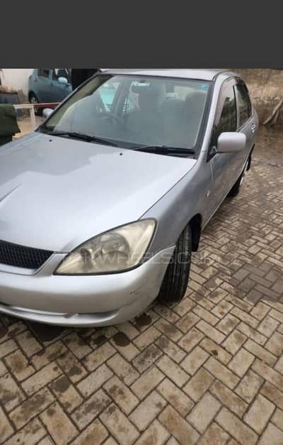 mitsubishi lancer GLx 1.3