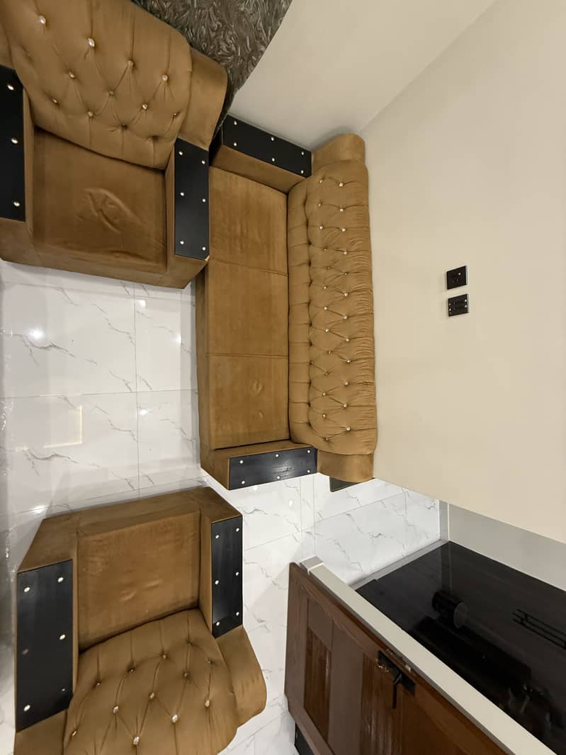 Full sofa set 10/10 4