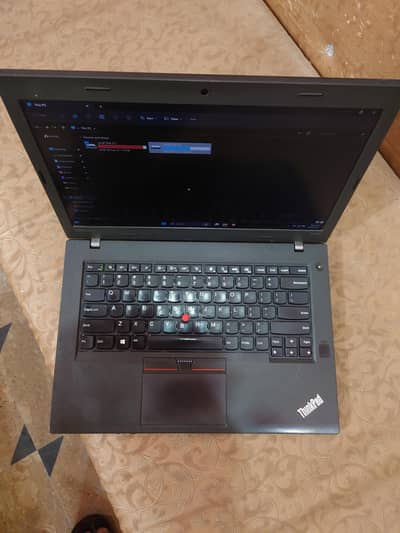 Lenovo Thinkpad T470p 7th gen HQ Processor with 2gb dedicated gpu
