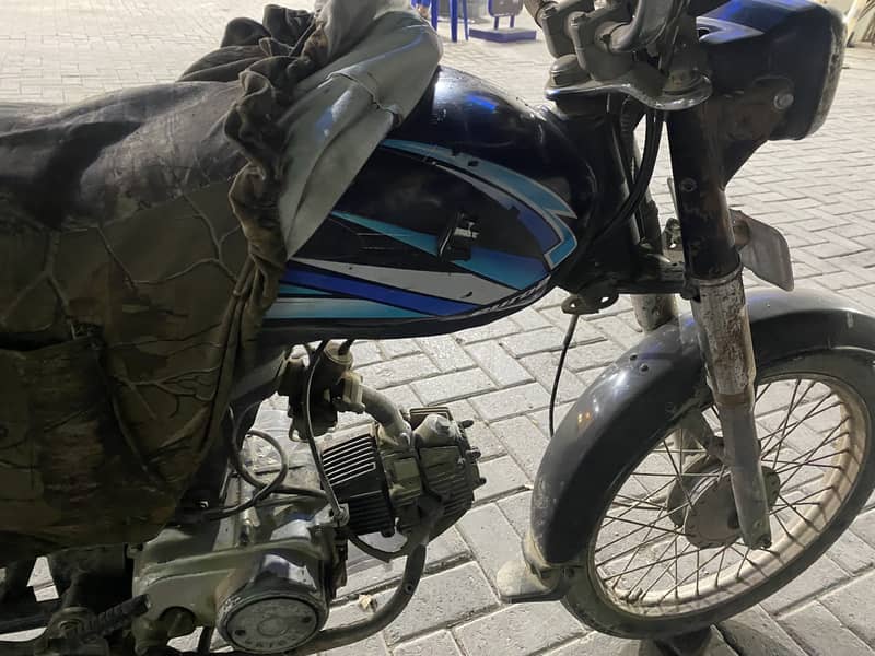 Unique CD70 2017 (Sealed Engine) 1