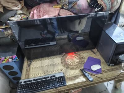 Led 40 inches Just box open new ha sirf 1 din use hui ha