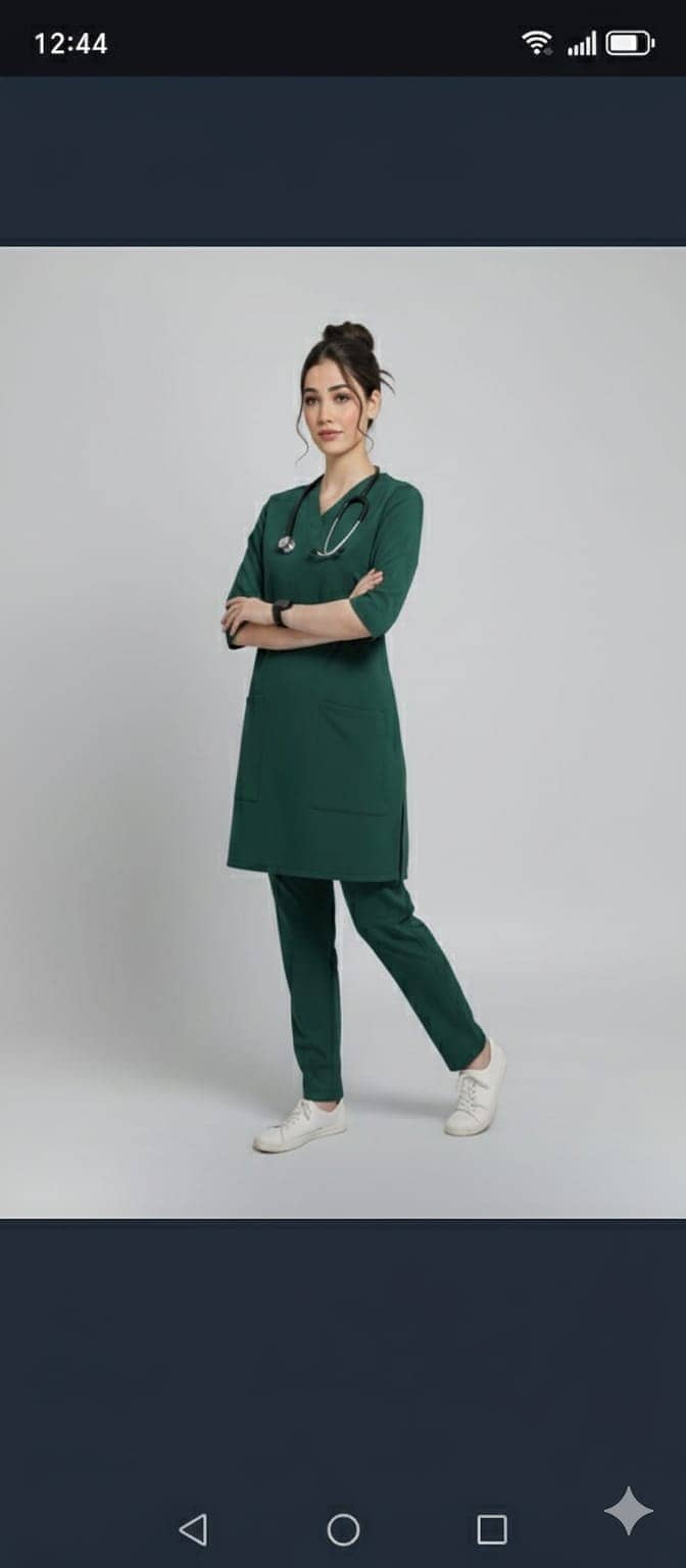 ڈاکٹرز اور نرسز کے لیے ٹاپ کوالٹی اسکرَب یونیفارم دستیاب ہے۔  بہترین 6