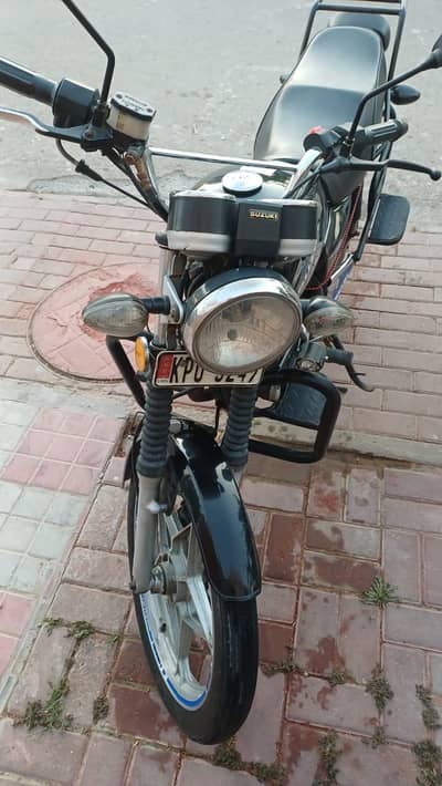 Suzuki GS 150 2022 Model - only 20,000 KM Driven | Excellent Condition
