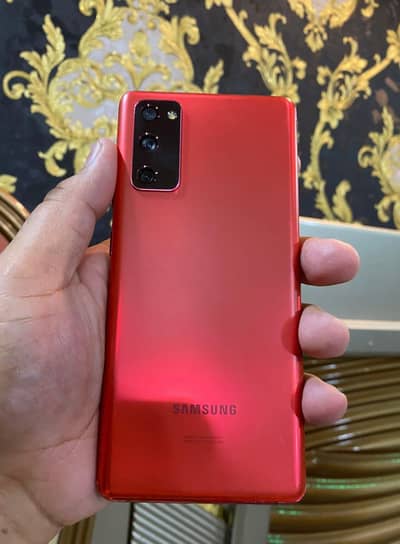 Samsung galaxy S20 FE 8/128GB duel SIM Amoled display all ok