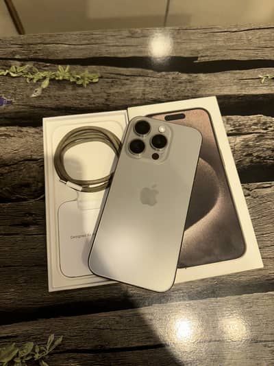 iPhone 15 Pro 256GB Factory Unlock