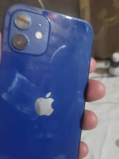 I phone 12 official pta approved  grny khe vja say on ni ho rha ha bak