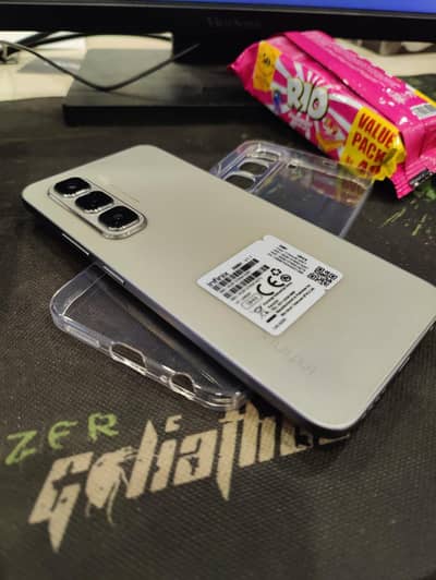 infinix hot 50 pro 8+8/128 120Hz