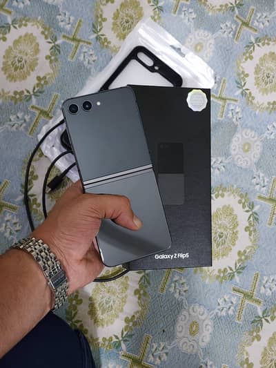 Flip 5 Official 512GB PTA