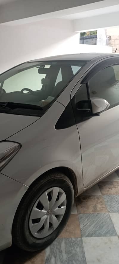 Toyota Vitz 2014 Car for -Urgent
