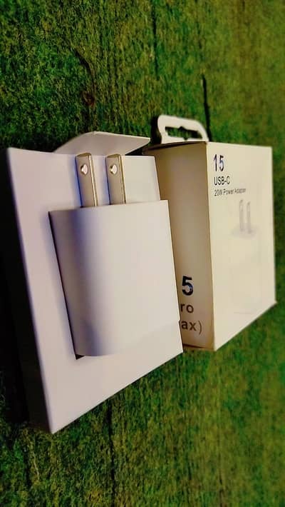 Apple 20W USB-C Fast Adapter Box Pack