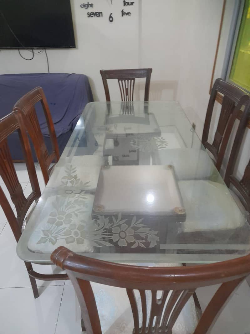 6 Seter Dining Table 2