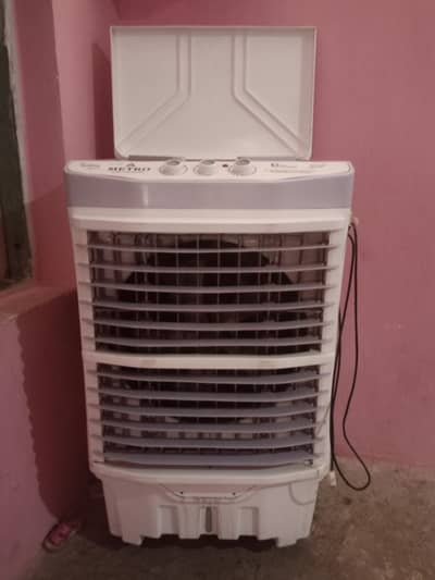 Metro MT-12000 Cooler Contact 03476892044