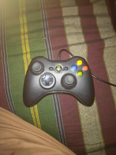 “Xbox 360 Wired Controller – USB for PC & Xbox 360”