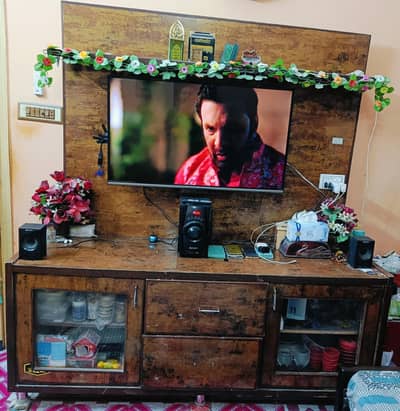 Wood Luxury LED Tv Wall Mounted Drawers With Showcase Glass