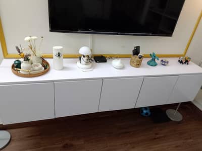 TV Console 5 x Hydraulic Drawers Price: 12,000/-