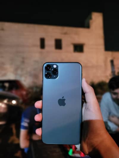 APPLE IPHONE 11 PRO MAX  JV 64 GB