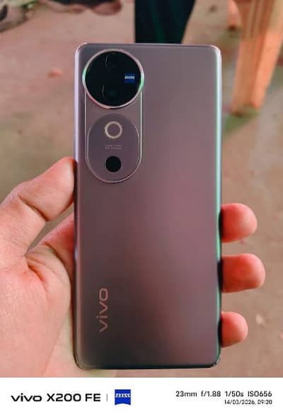 vivo v40