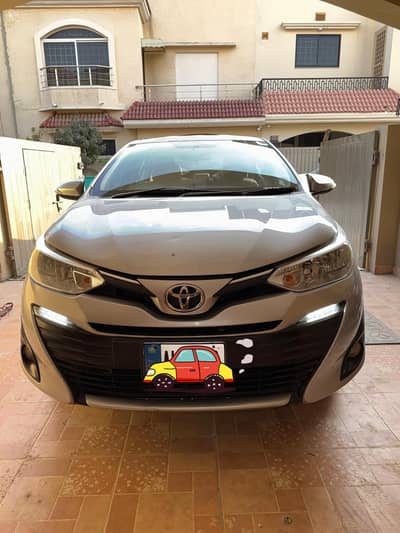 Toyota yaris 1.5 full option with cruise control