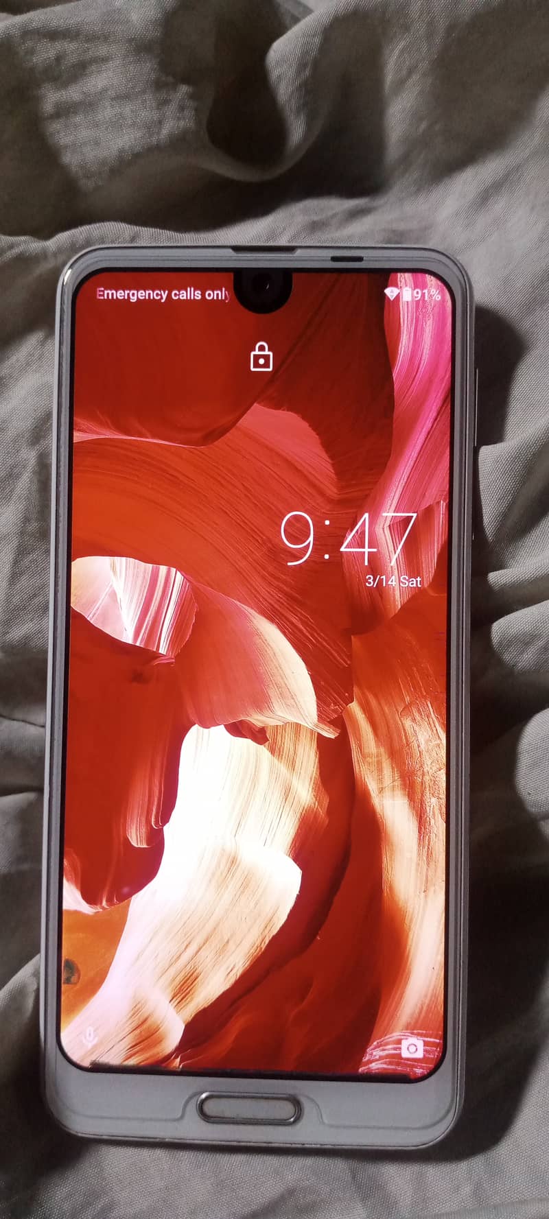 Sharp Aquos R2 2