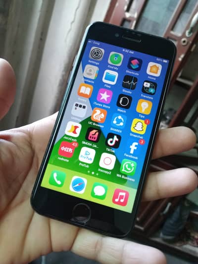 iphone 7 / 128 gb pta prove