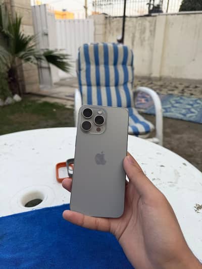 I Phone 15 pro max factory unlock