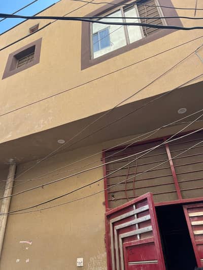 2.5 marla cornor house for sale in college road near to butt chowk
