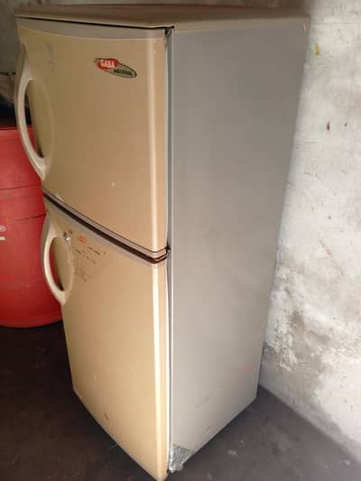 pel fridge good condition