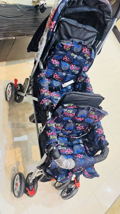 Twins Stroller just like a brand new